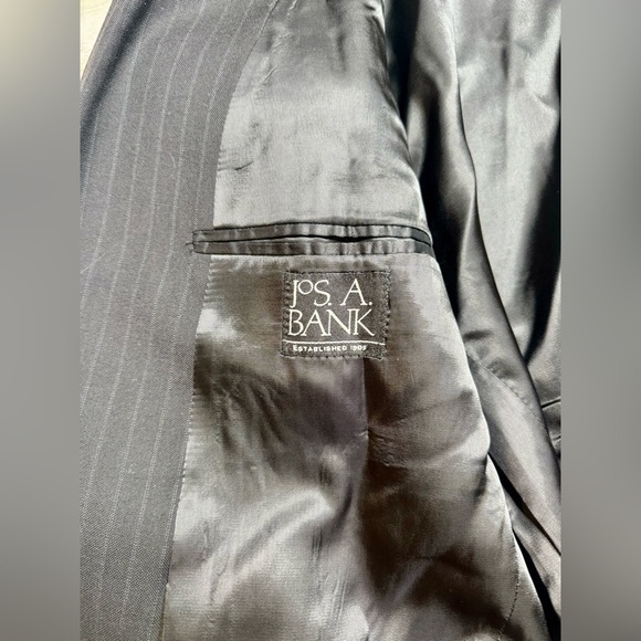 Jos. A. Bank Mens Black Wool Classic Fit Sport Coat Blazer Jacket 43R Pinstripe - Picture 10 of 11